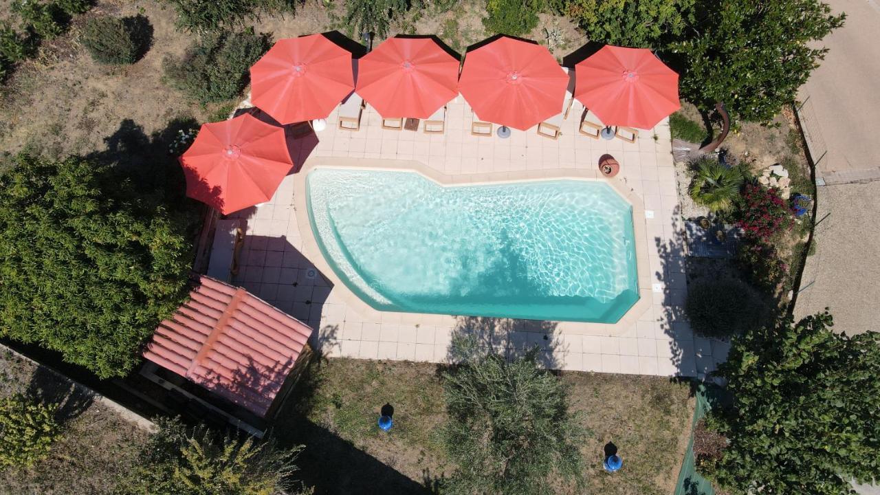 Hotel Des Vignes Julienas ภายนอก รูปภาพ