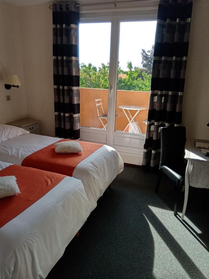 Hotel Des Vignes Julienas ภายนอก รูปภาพ