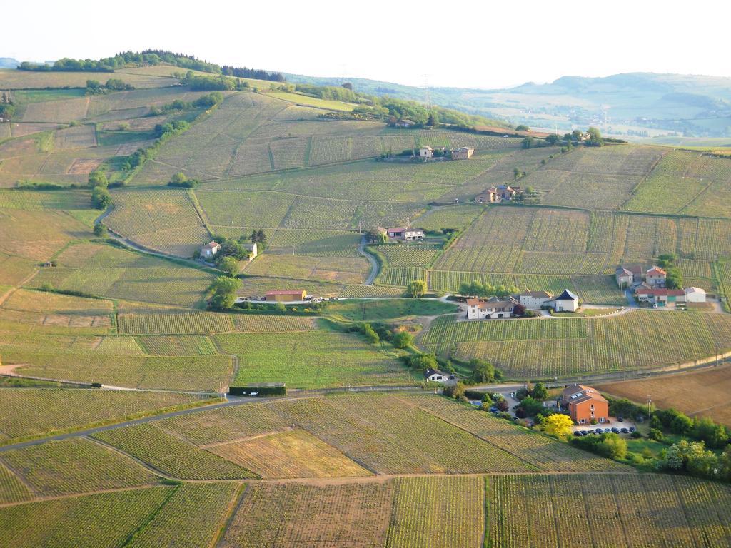 Hotel Des Vignes Julienas ภายนอก รูปภาพ