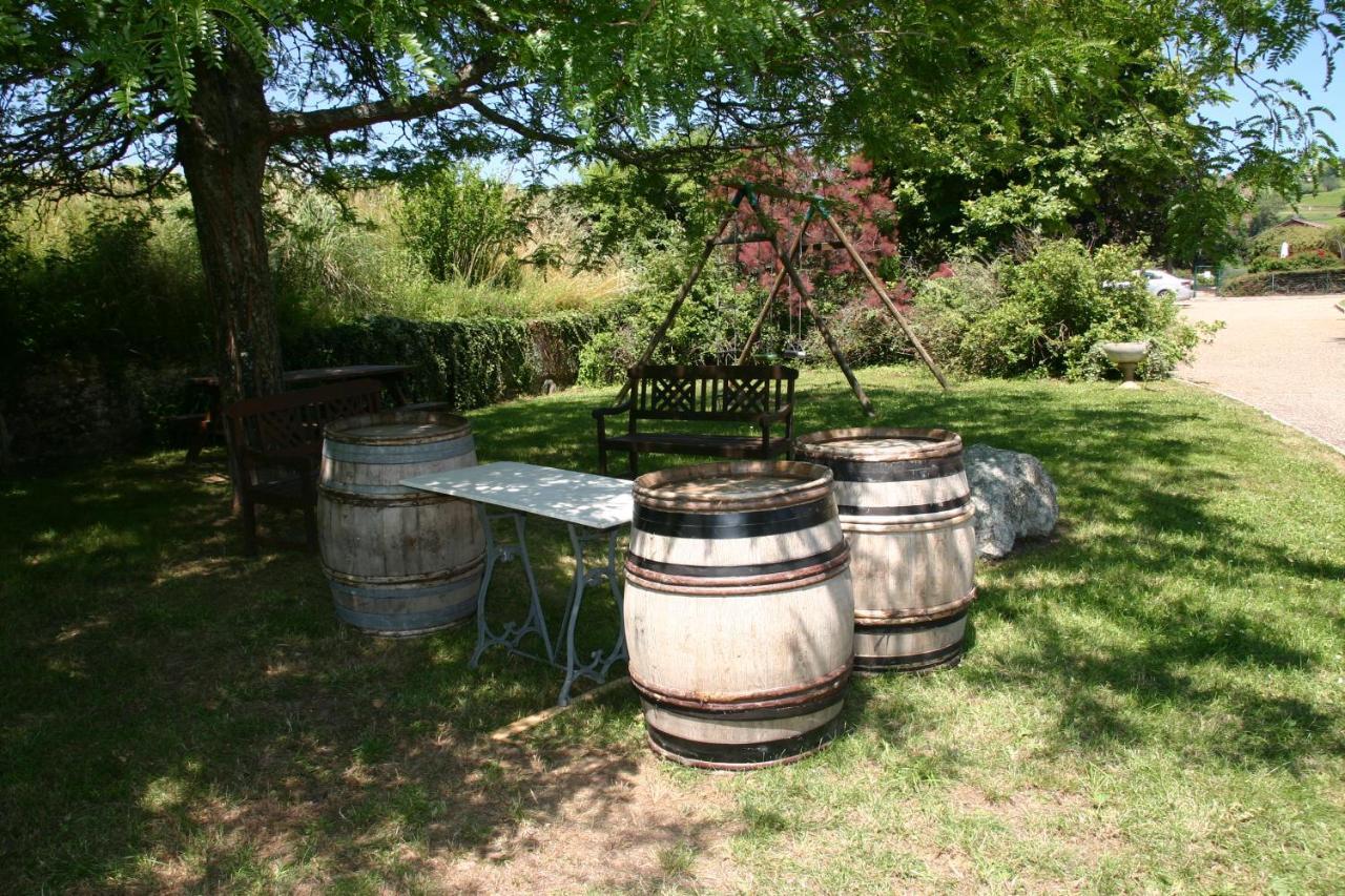 Hotel Des Vignes Julienas ภายนอก รูปภาพ